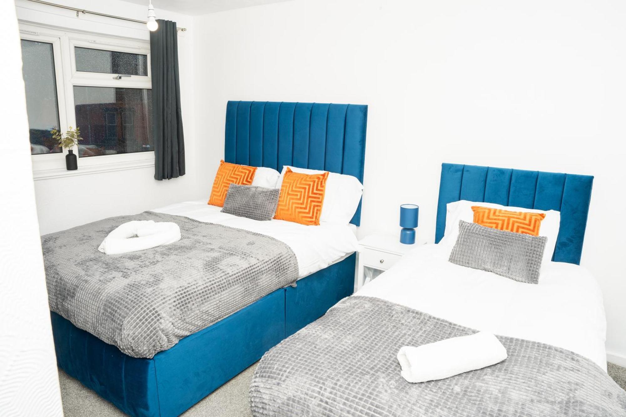 Вілла Stylish 3 Bed House With Free Parking Лідс Екстер'єр фото